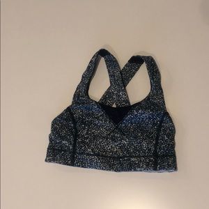 Lululemon bra size 2 tag removed